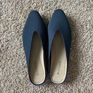 Rothy’s Almond Demi NWOT